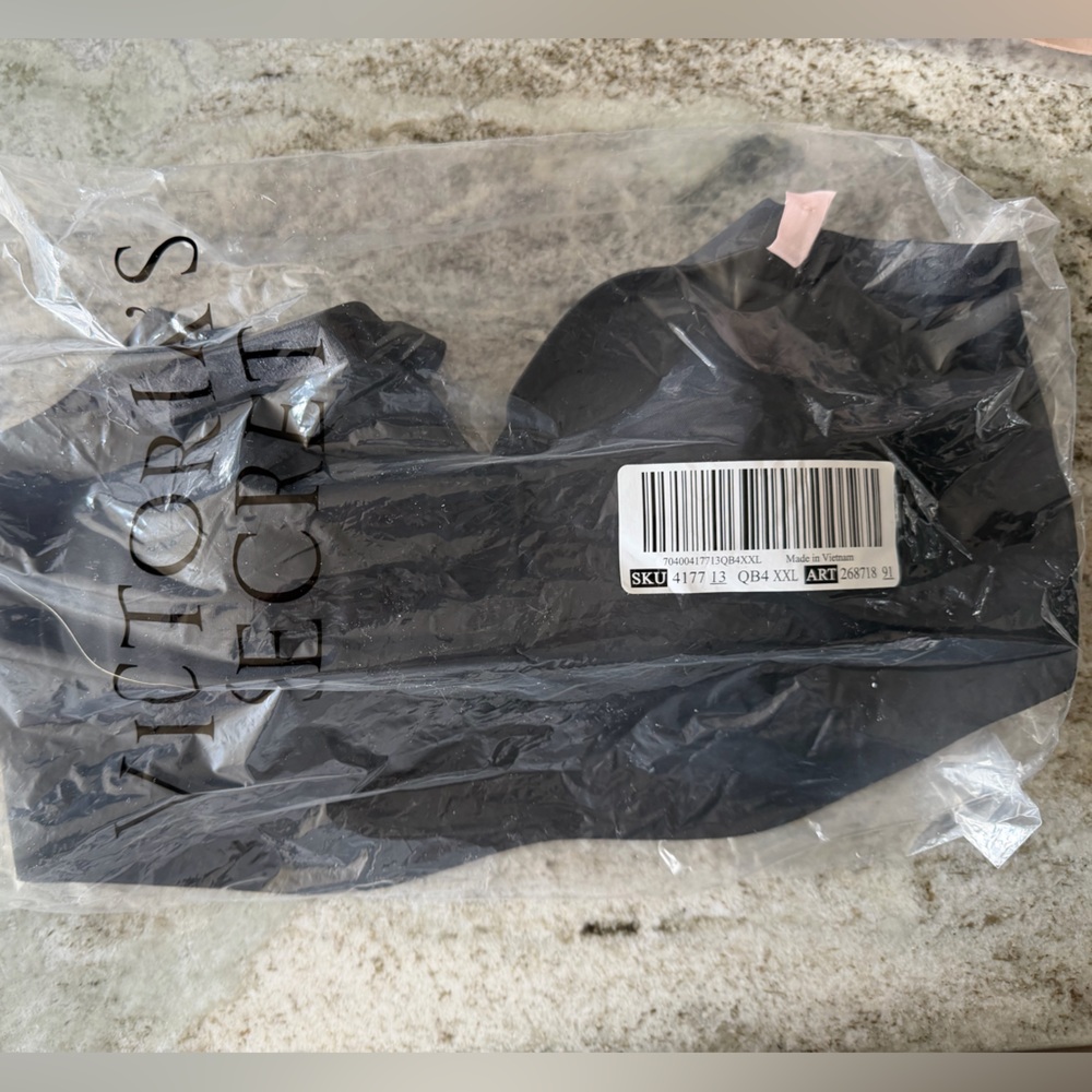 NWT | Victoria’s Secret | The T-Shirt Lightly Lined Comfort Bra | Black | XXL - Picture 5 of 7
